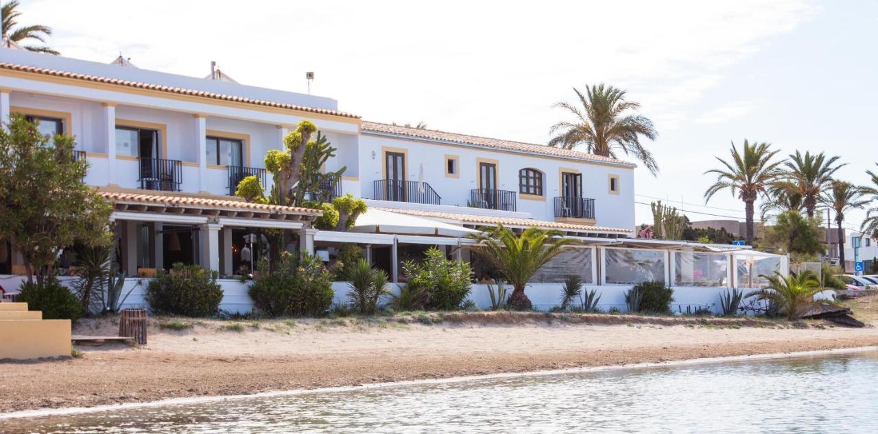 Hostal La Savina 외부 사진